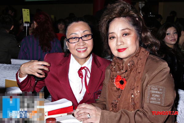 冯宝宝(Petrina Feng Bo-Bo)生活中的图册