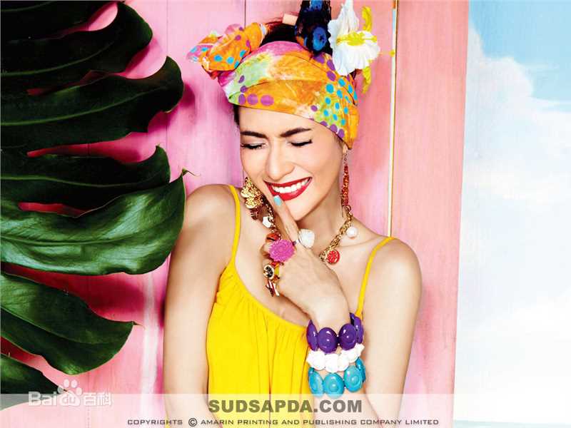 赖拉·邦雅淑(   、Laila Boonyasak)高清杂志照图集