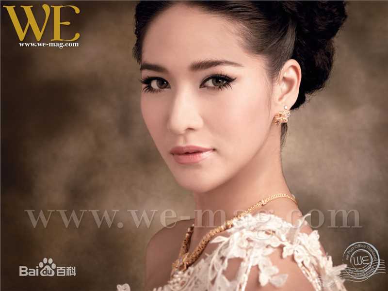 赖拉·邦雅淑(   、Laila Boonyasak)高清杂志照图集