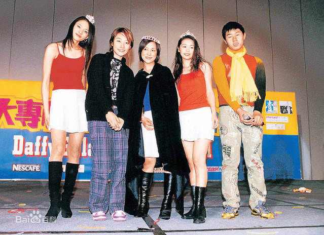 陈文媛(BoBo Chan)活动照壁纸壁纸