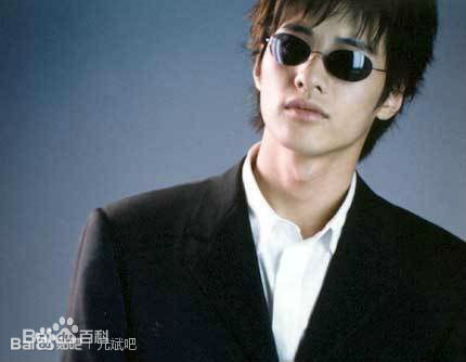 元斌(Won Bin)杀手公司前后照片