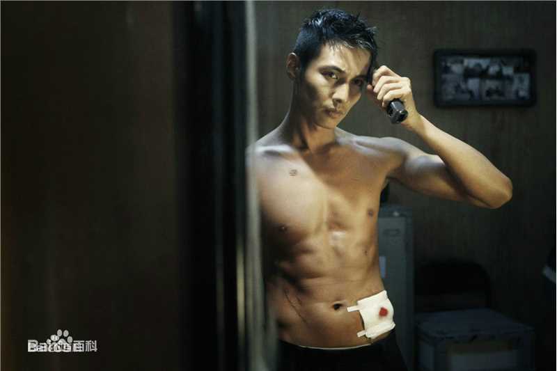 元斌(Won Bin)在《大叔》中的