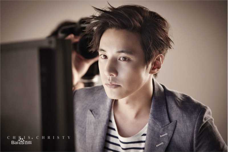 元斌(Won Bin)广告代言素颜照相册