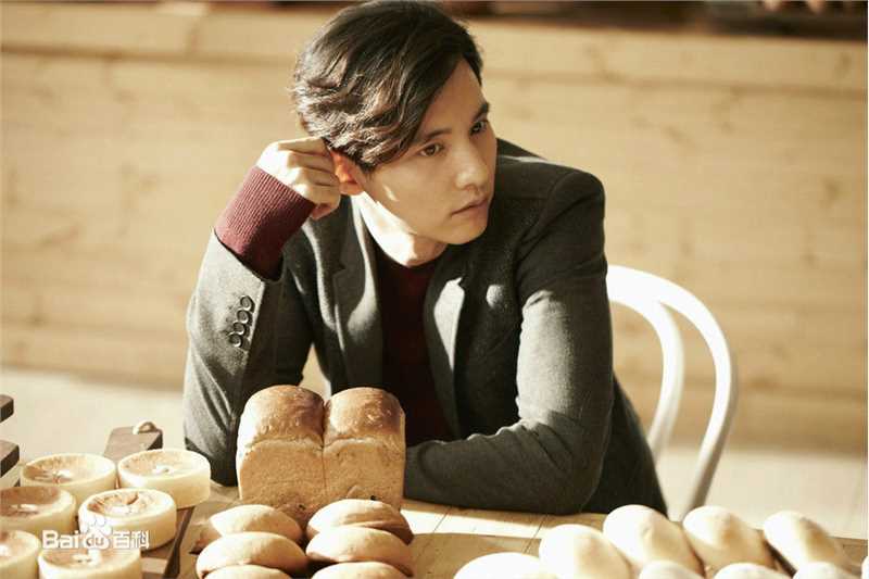 元斌(Won Bin)广告代言素颜照相册