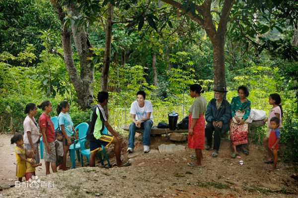 元斌(Won Bin)慈善活动壁纸壁纸