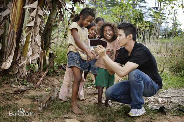 元斌(Won Bin)慈善活动壁纸壁纸