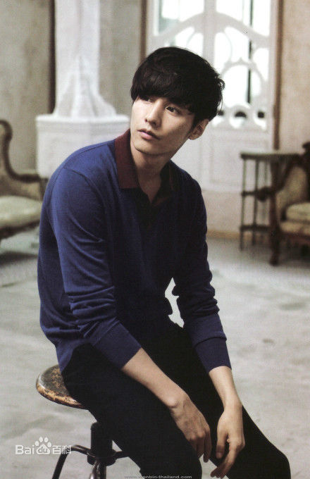 元斌(Won Bin)最新、其他杂志等图集