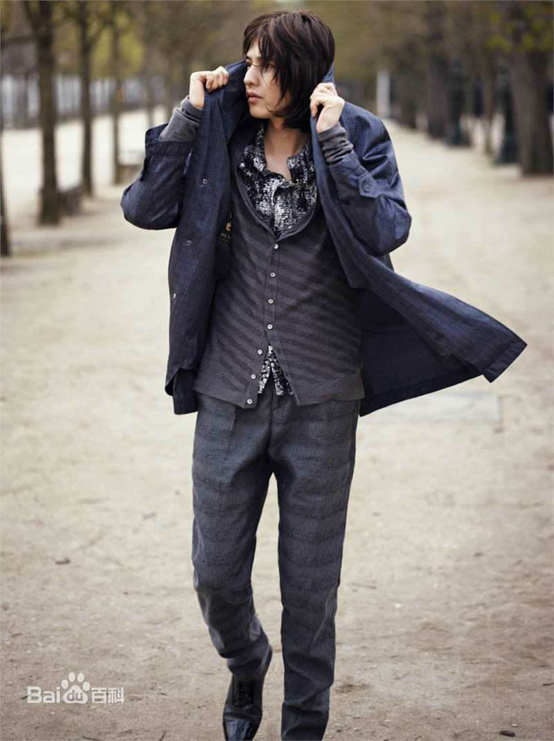 元斌(Won Bin)时尚芭莎、Vogue（2009）图册