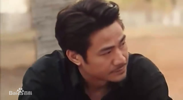 最优质尹扬明生活照