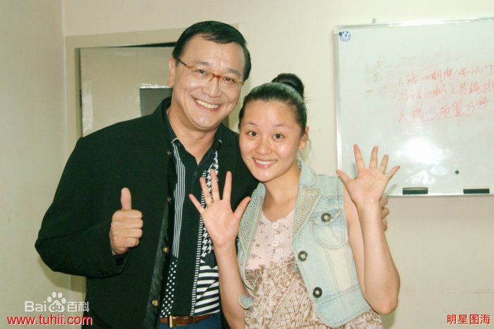 最新曹查理(Charlie Cho)壁纸