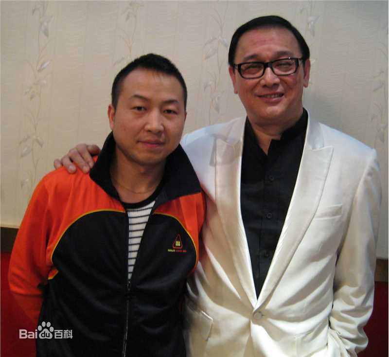 最新曹查理(Charlie Cho)壁纸