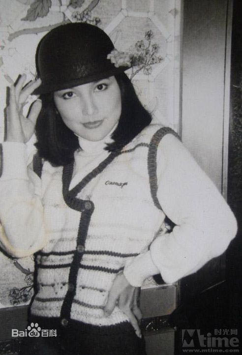 邵音音(Siu Yamyam，Susan)青年时期的照片图册