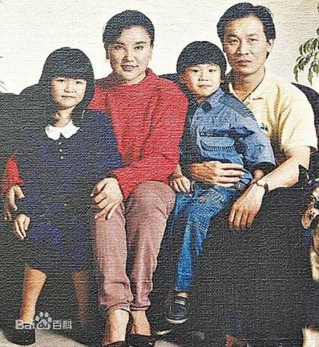 最优质邵音音(Siu Yamyam，Susan)生活照