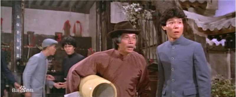 小侯长辈生活照