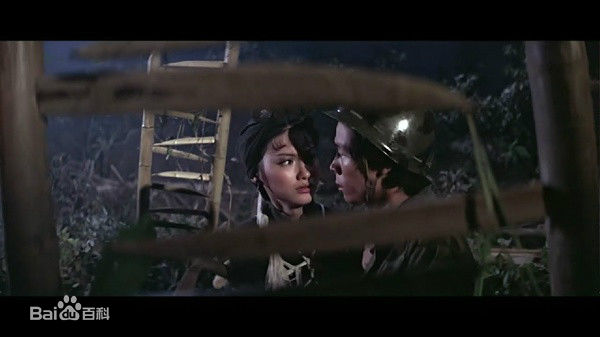 小侯长辈生活照