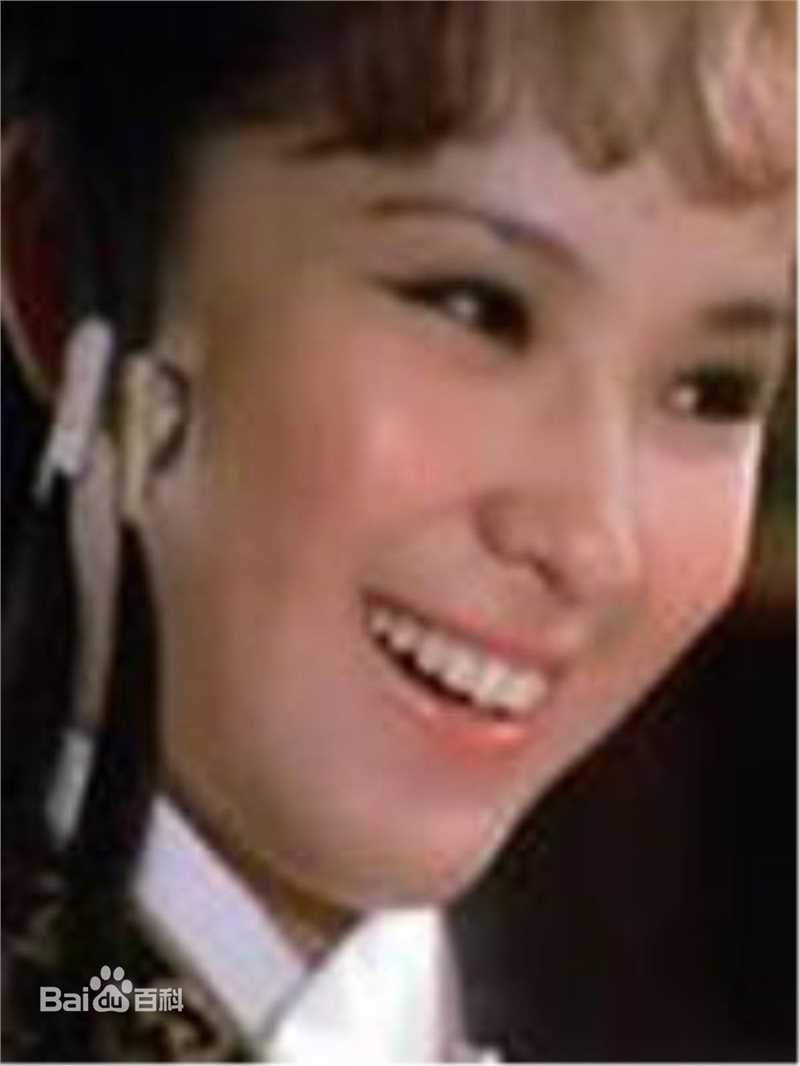 最优质尤翠玲(Yau Chui-Ling)生活照