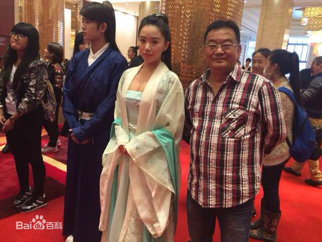 高清颜光兴在电视剧《狄仁杰》图册中的图集