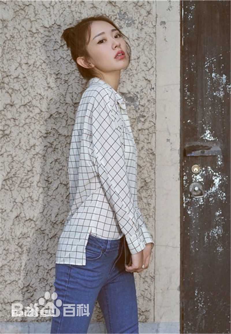 孙耀琦(YoKi)最优质街拍相册