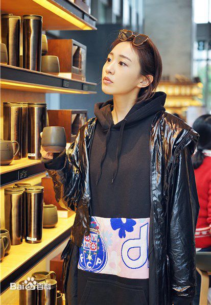 孙耀琦(YoKi)最优质街拍相册