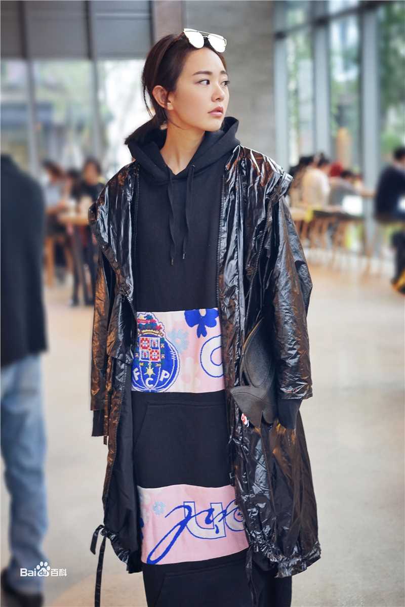 孙耀琦(YoKi)最优质街拍相册