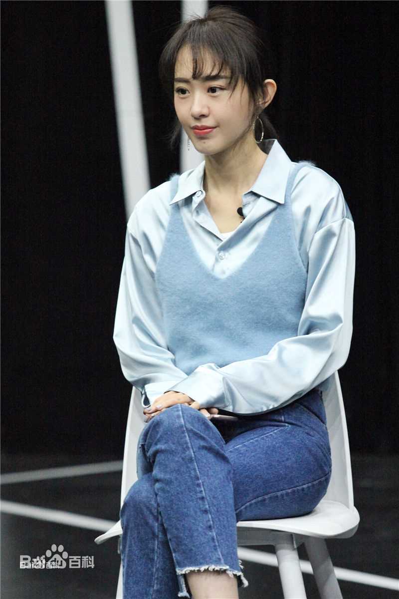 孙耀琦(YoKi)大学一年级照片性感图片图集