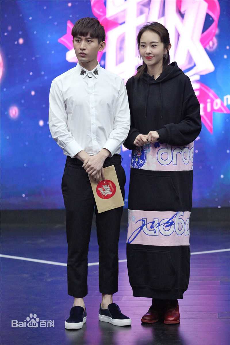 孙耀琦(YoKi)大学一年级照片性感图片图集