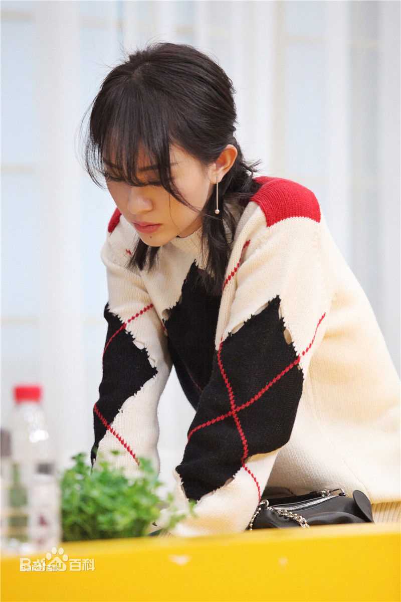 孙耀琦(YoKi)大学一年级照片性感图片图集