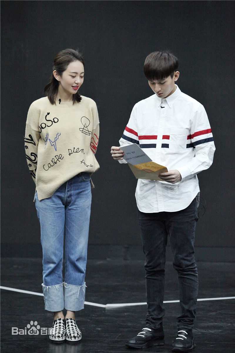 孙耀琦(YoKi)大学一年级照片性感图片图集