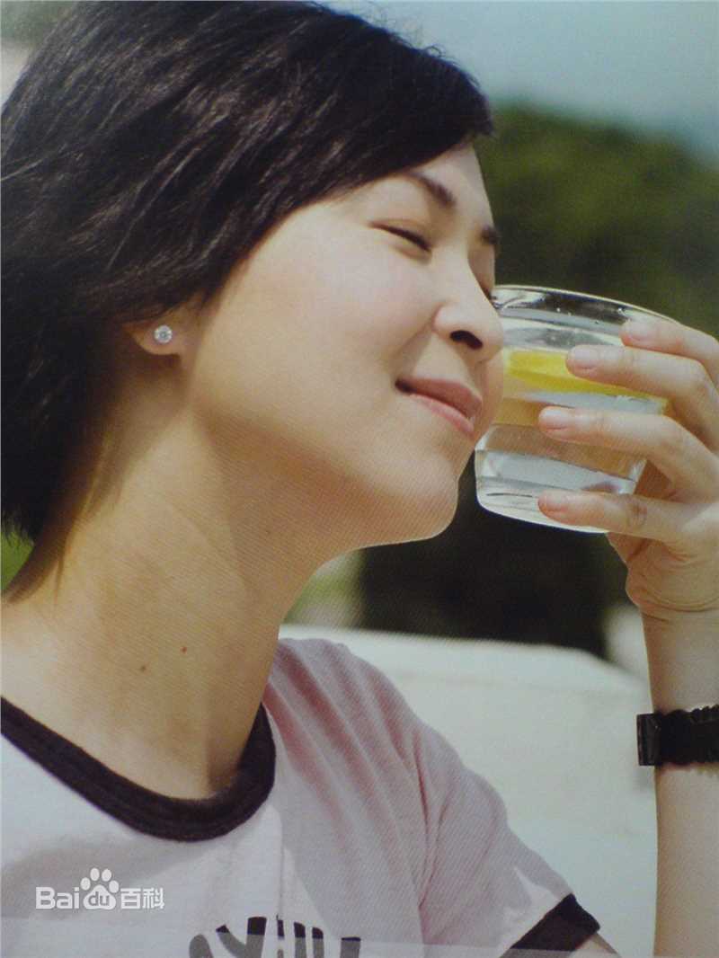 苏玉华(Louisa So)美味舞台壁纸壁纸