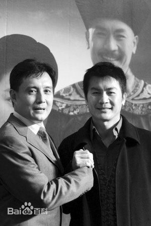 最新黄文豪(Howie)在2005年《盐亨》宣传照中的图集