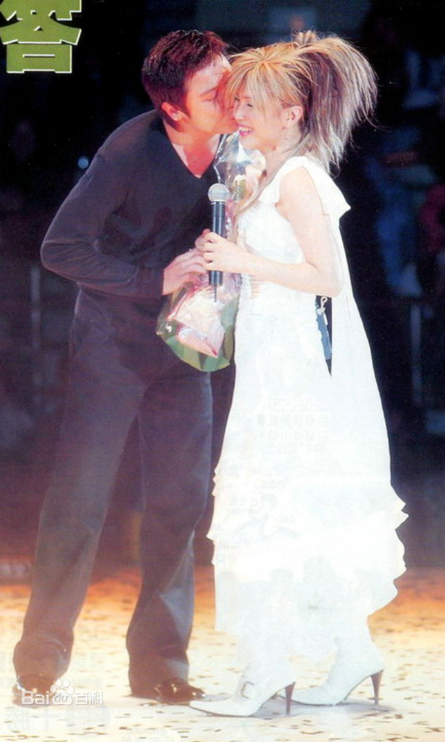 陈秀雯(Amy chan)秀雯与拍档们素颜照相册