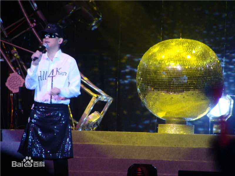 蔡枫华(Kenneth)2011演唱会性感图片图集