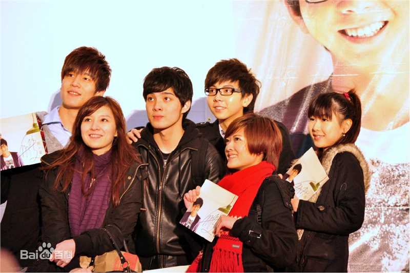 胡夏(Fox Xia)2011台湾签唱会图片图集