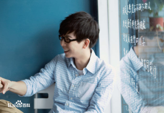 胡夏(Fox Xia)音乐专辑前后照片