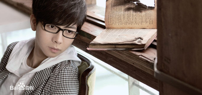 胡夏(Fox Xia)音乐专辑前后照片