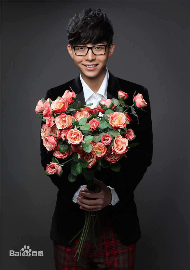 胡夏(Fox Xia)前后照片