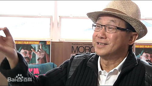 最新许冠文(Michael Hui)在2011年吉隆坡《栋笃笑》记者会中的图集