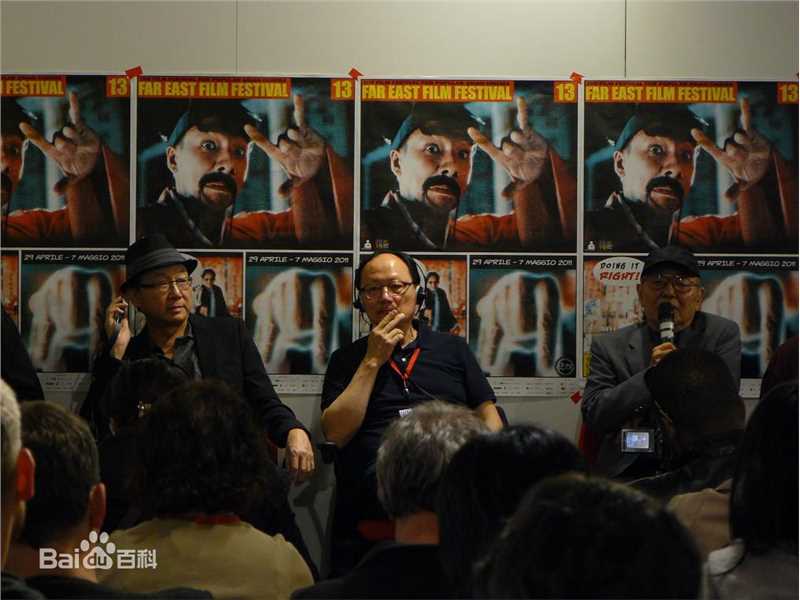 最新许冠文(Michael Hui)在2011年吉隆坡《栋笃笑》记者会中的图集