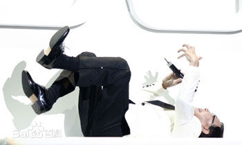 许冠文(Michael Hui)在2009马来西亚《云顶鬼马栋笃笑》中的