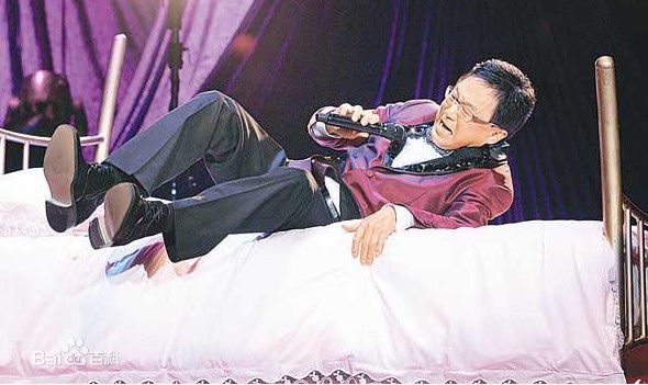 最全许冠文(Michael Hui)在2011香港《最后警告栋笃笑》中的壁纸