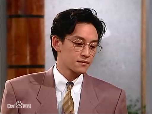 吴启明(Ng Kai Ming)洪英扬前后照片