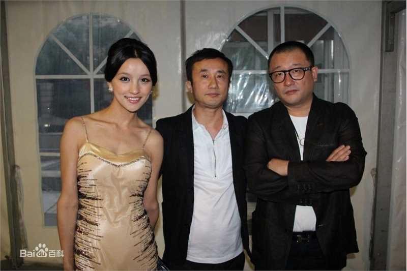 阿年活动照生活照