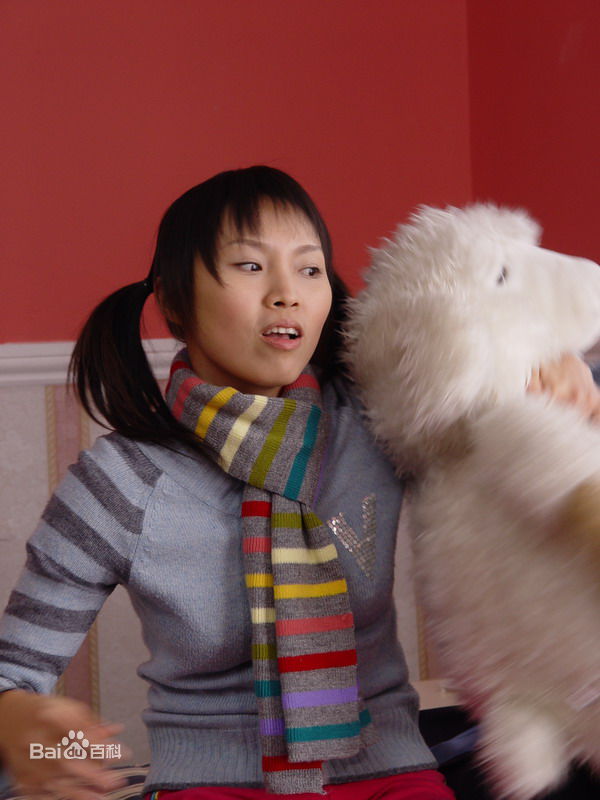 李倩妮生活照壁纸壁纸