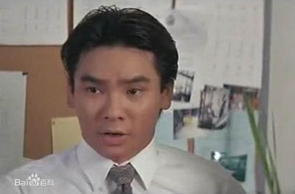 最新黄明升性感图片