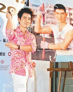 李小龙(Bruce Lee（英语）、ブルース.リー（日语）、 （朝鲜语))金牌粉丝集锦前后照片
