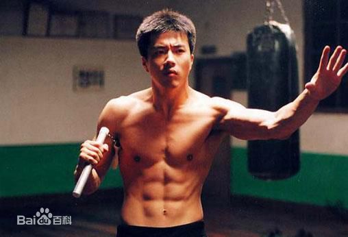 李小龙(Bruce Lee（英语）、ブルース.リー（日语）、 （朝鲜语))金牌粉丝集锦前后照片