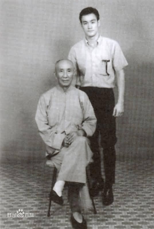 李小龙(Bruce Lee（英语）、ブルース.リー（日语）、 （朝鲜语))与叶问图片图册