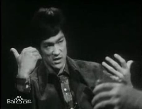 李小龙(Bruce Lee（英语）、ブルース.リー（日语）、 （朝鲜语))龙之访谈图片图册