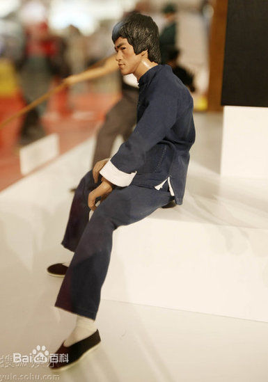 精选李小龙(Bruce Lee（英语）、ブルース.リー（日语）、 （朝鲜语))精彩图册