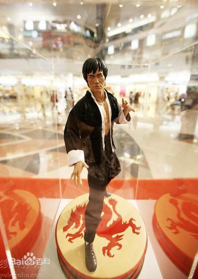 精选李小龙(Bruce Lee（英语）、ブルース.リー（日语）、 （朝鲜语))精彩图册